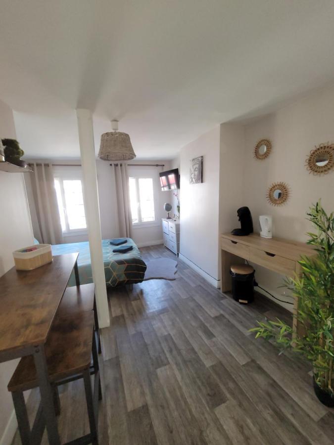Chambre Independante Au Relais Normand Cormeilles  エクステリア 写真